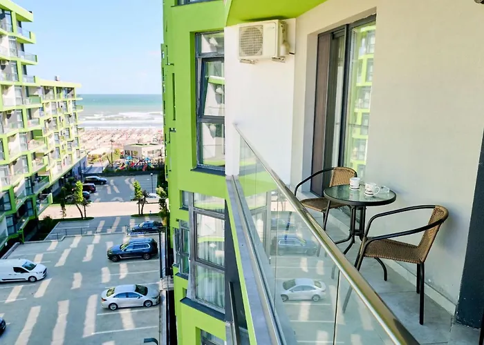 Seascape Apartment Spa N Pool Beach Resort