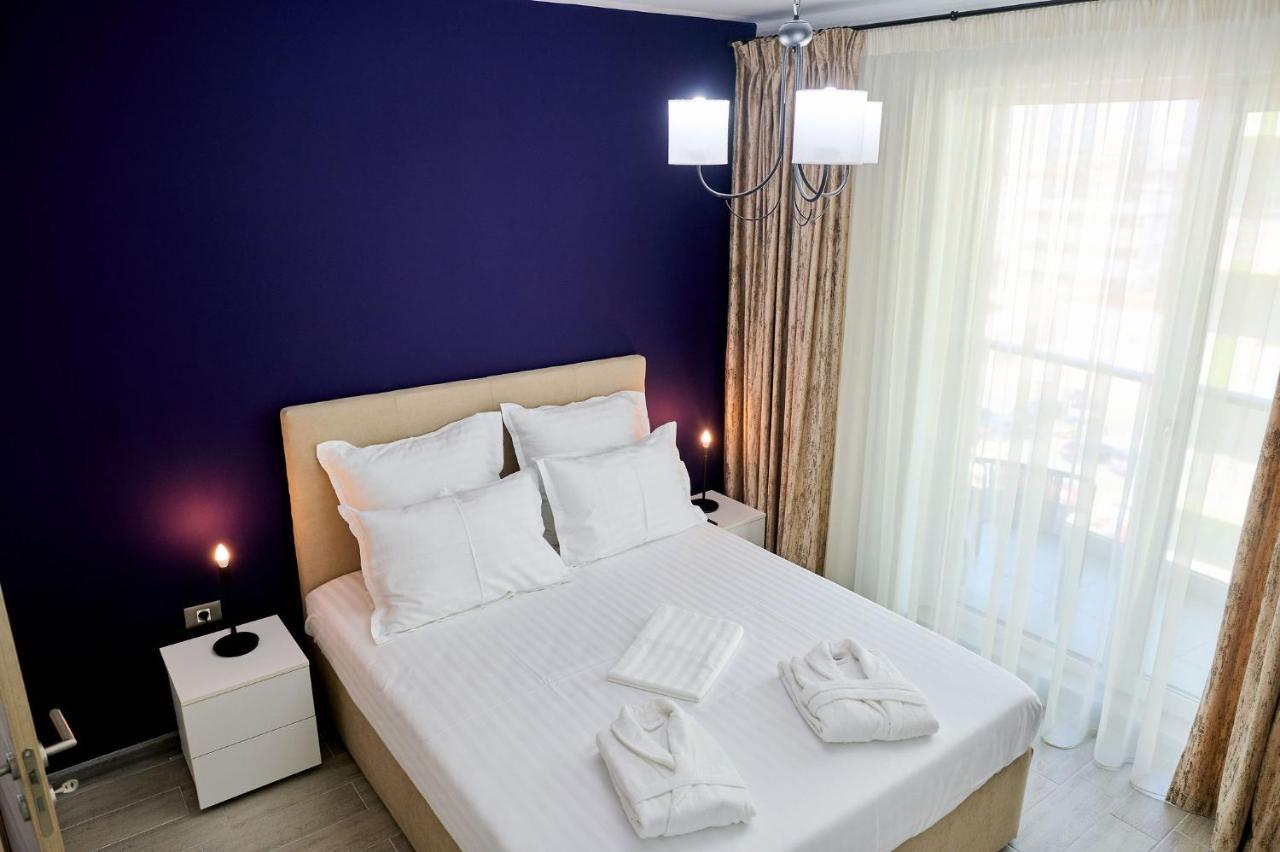 Seascape N Pool Apartment Mamaia