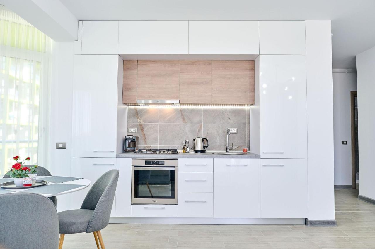 Apartament Seascape Alezzi N Pool *